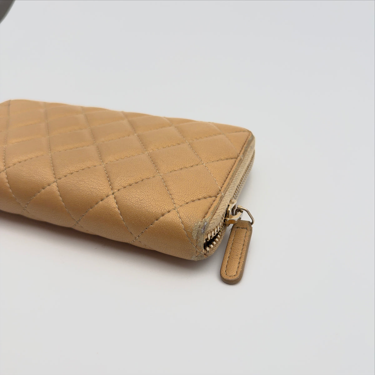 Pre-Owned Gold Matelassé Lambskin Leather Wallet