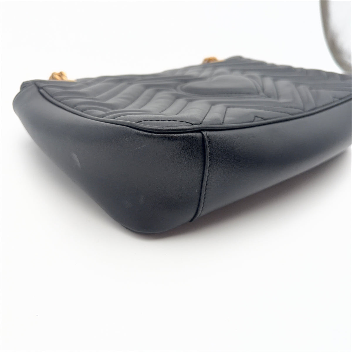 Pre-Owned Black GG Marmont Leather Crossbody Bag