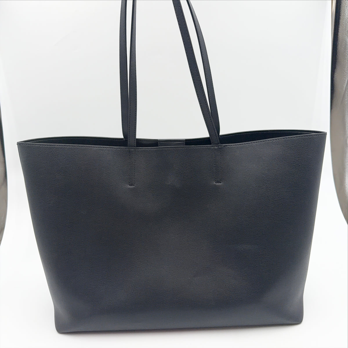 Pre-Owned Black Leather Shopper tote