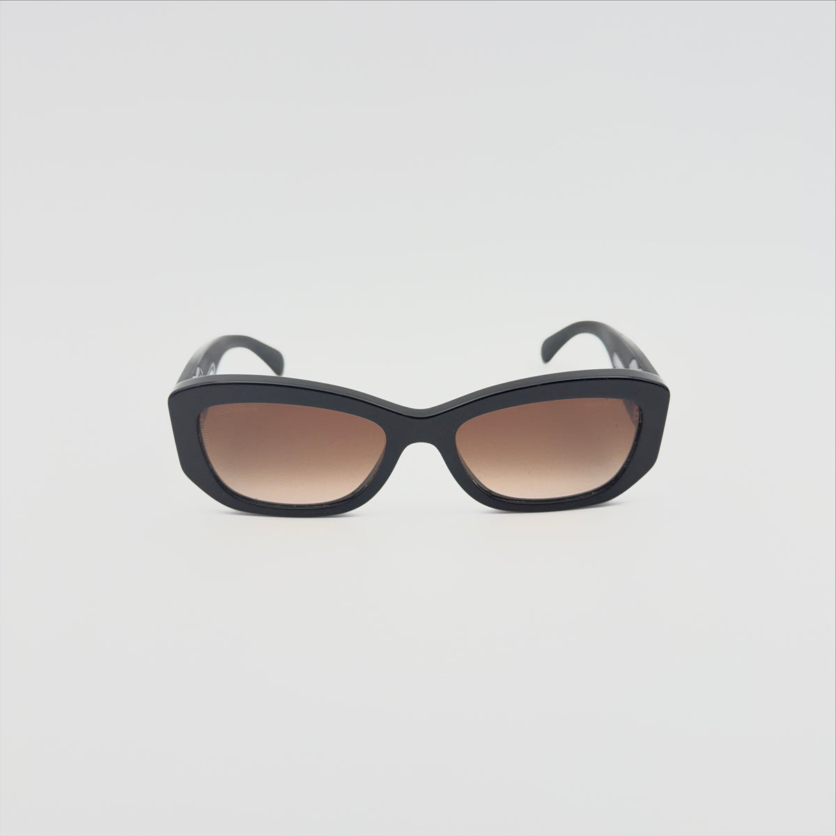 Pre-Owned Black CC Sunglasses