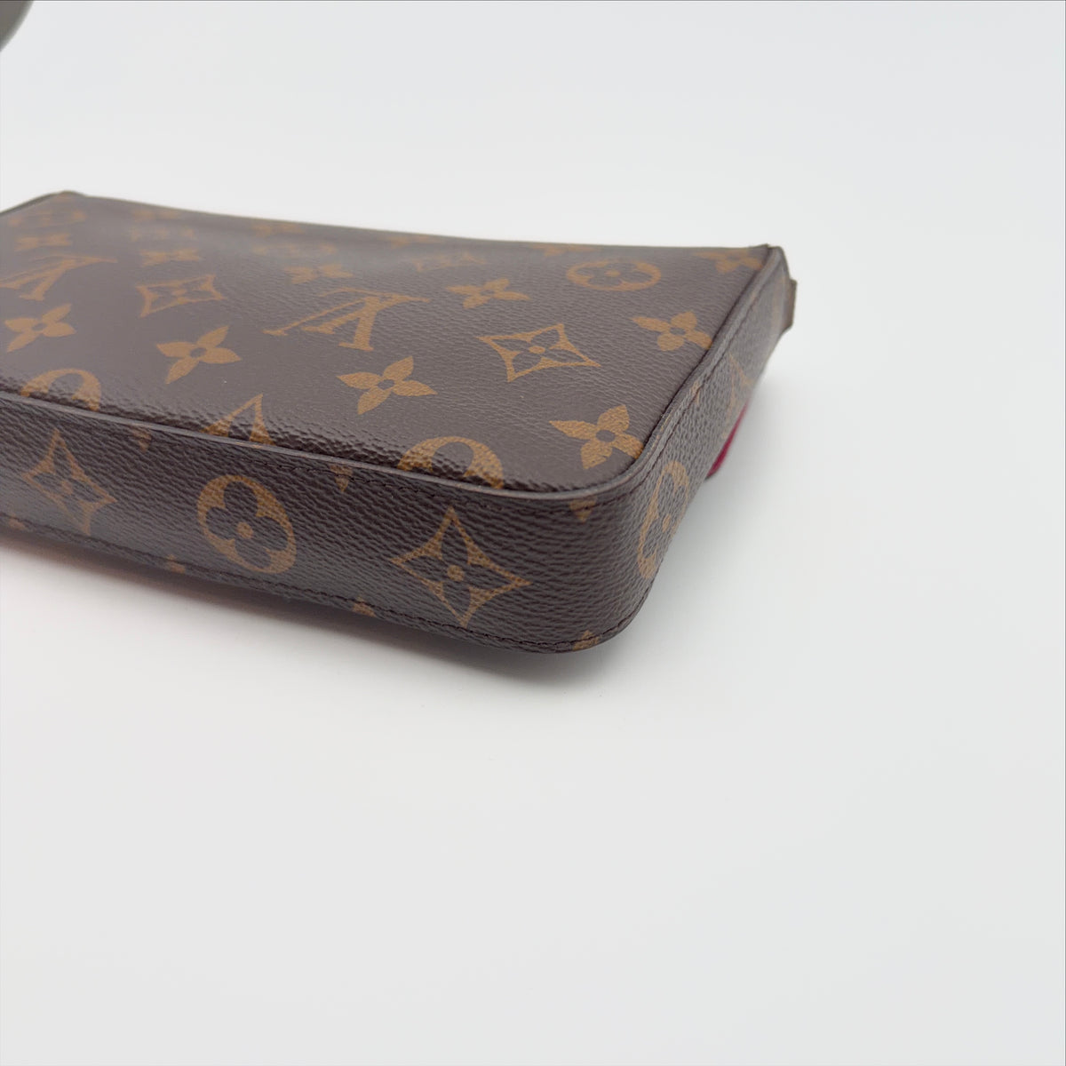 Pre-Owned LV Monogram Coated Canvas Wallet on Chain