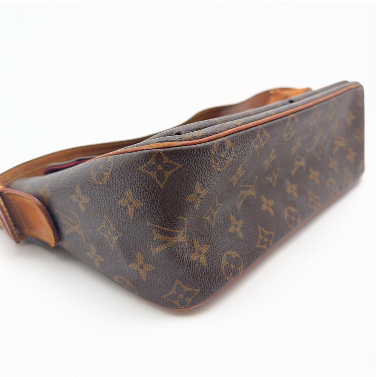 Pre-Owned LV Monogram Canvas Viva Cite Shoulder Bag