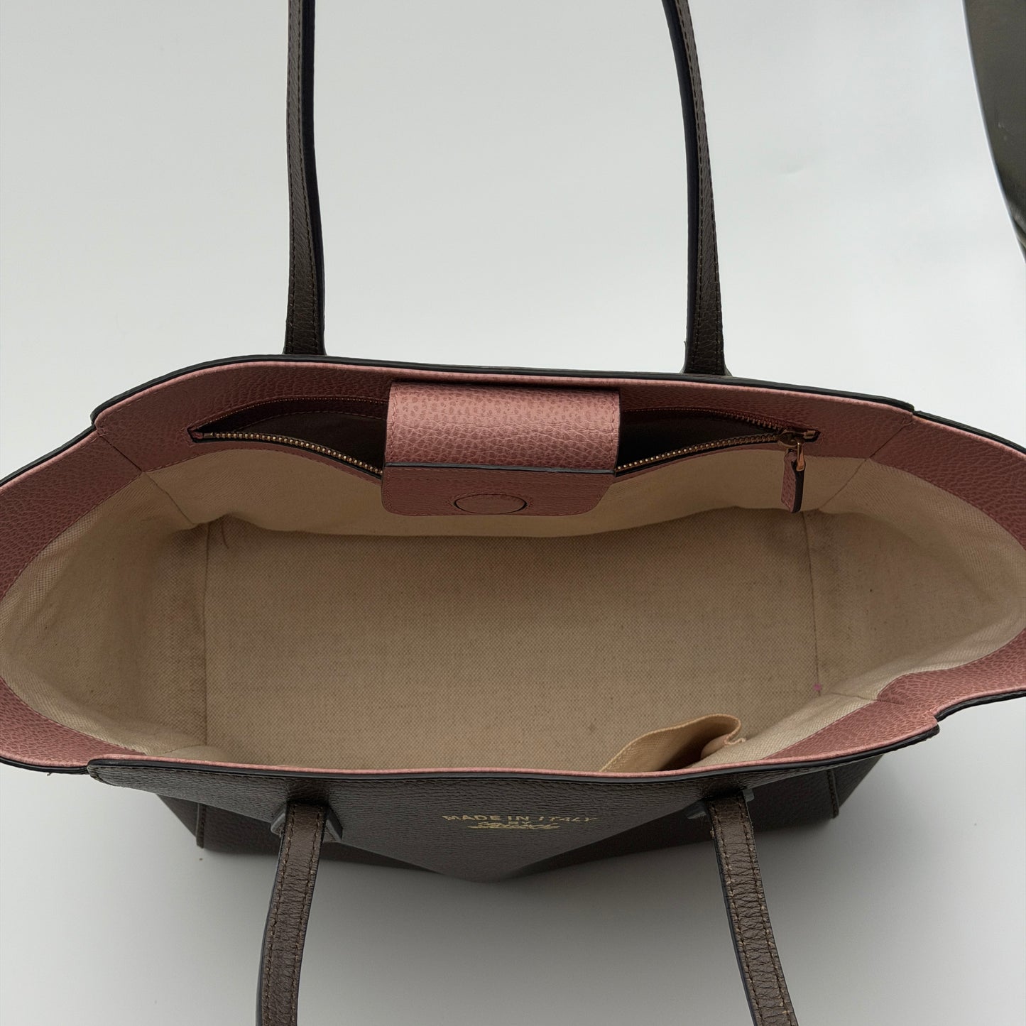 Pre-Owned Etoupe Pebbled Leather Shopper Tote