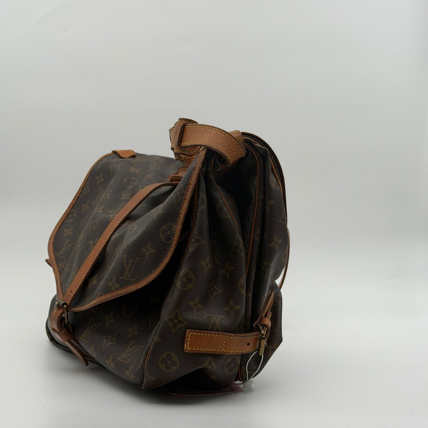 Pre-Owned LV Monogram Canvas Saumur 35 Crossbody Bag
