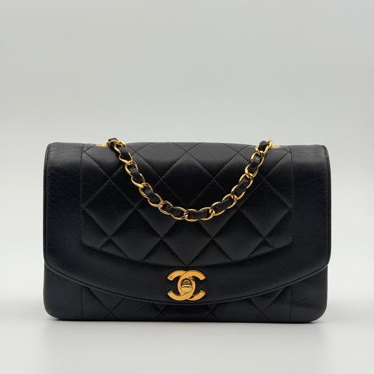 Pre-Owned Black Matelassé Lambskin Leather Diana Crossbody Bag