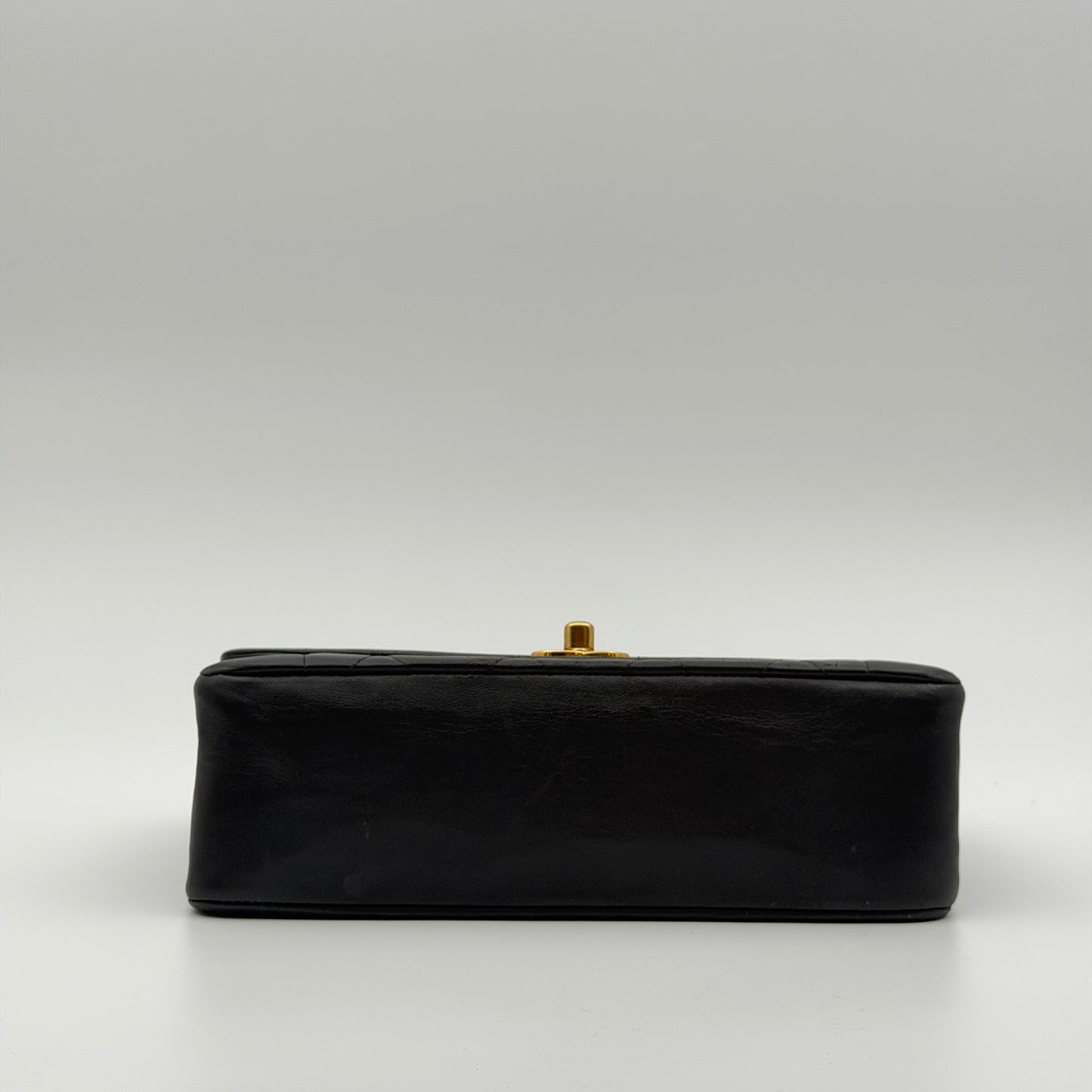 Pre-Owned Black Matelassé Lambskin Leather Diana Crossbody Bag