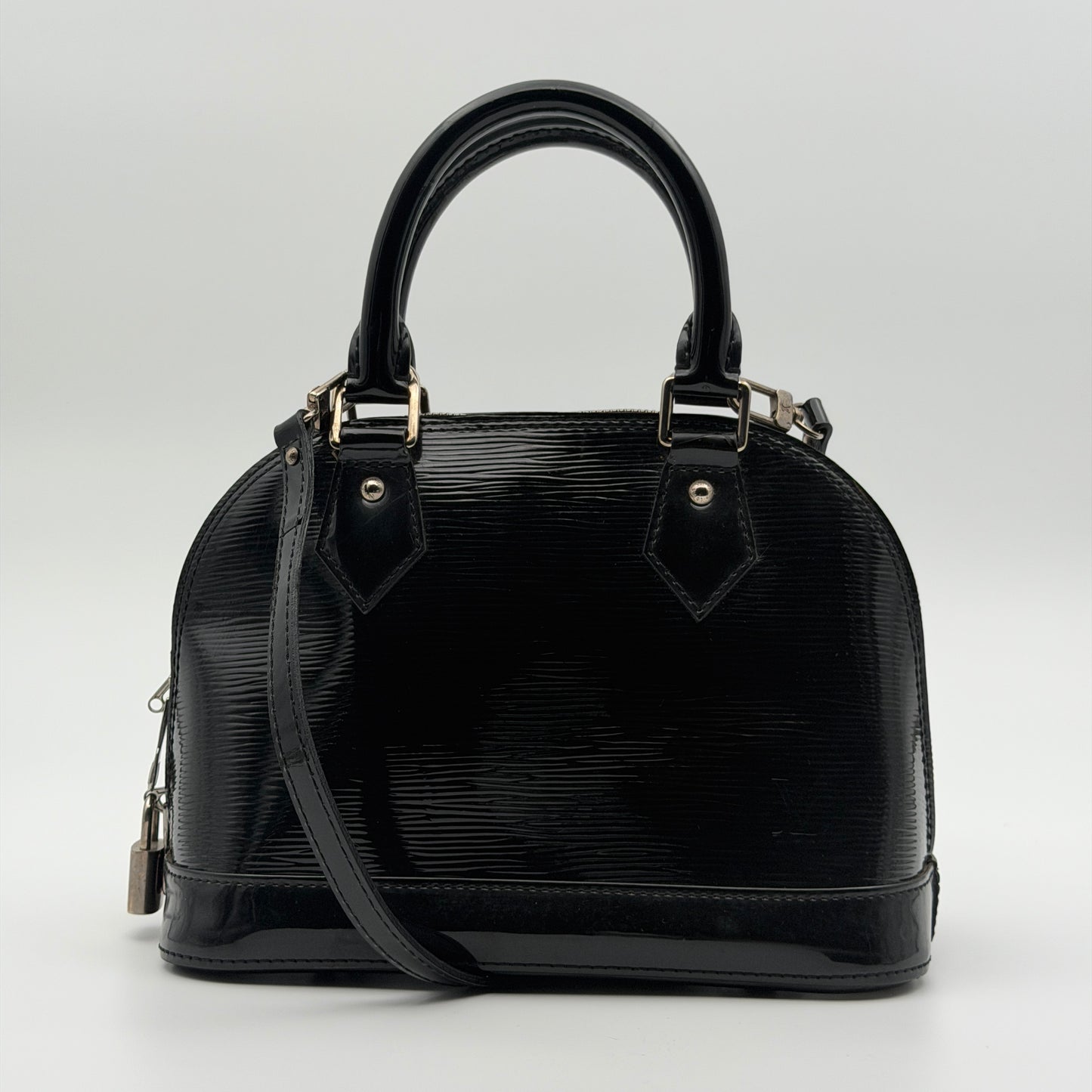 Pre-Owned Black Epi Electric Leather Alma BB Crossbody Bag
