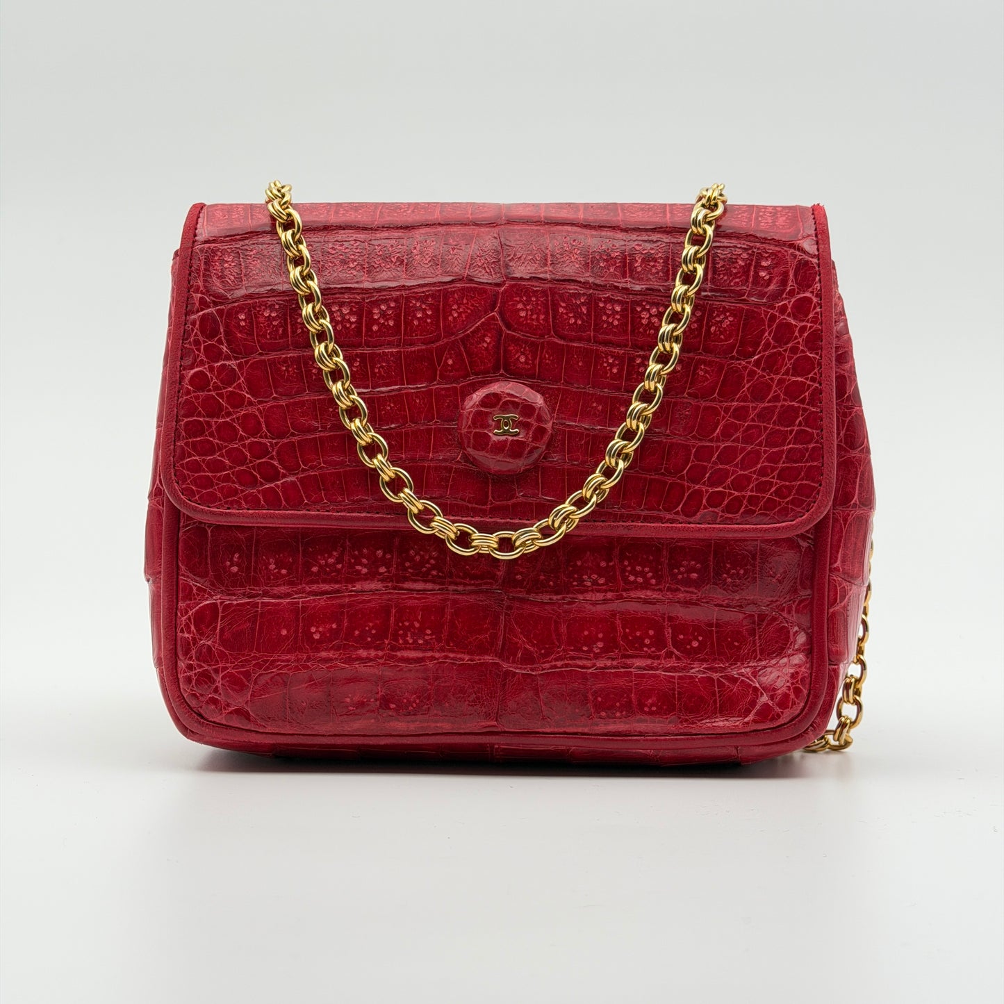 Pre-Owned Red Crocodile Leather Single Flap Shoulder Bag