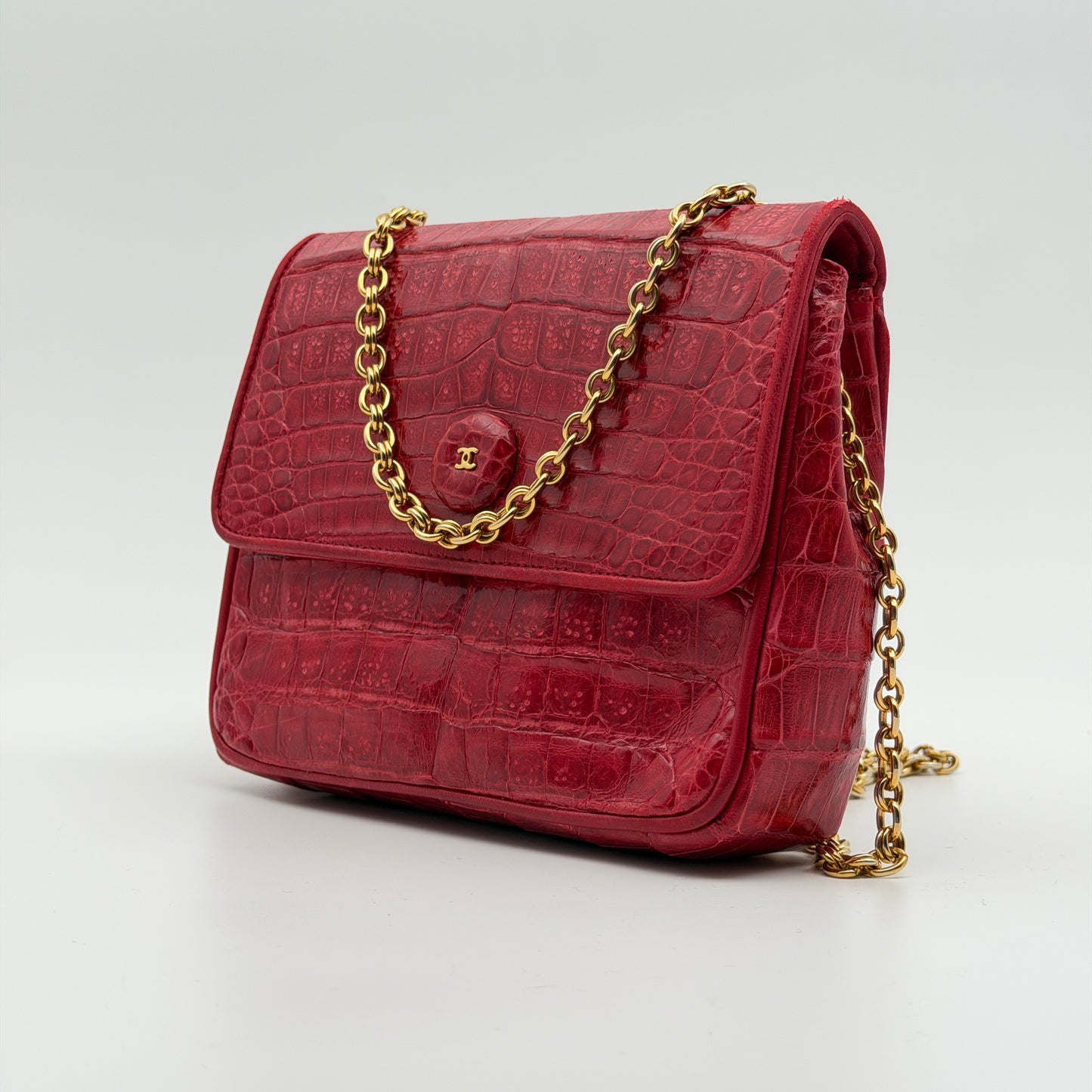 Pre-Owned Red Crocodile Leather Single Flap Shoulder Bag