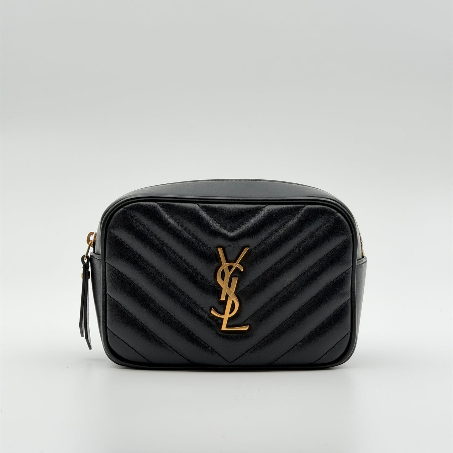 Pre-Owned Black 'Lou' Leather Camera Bag