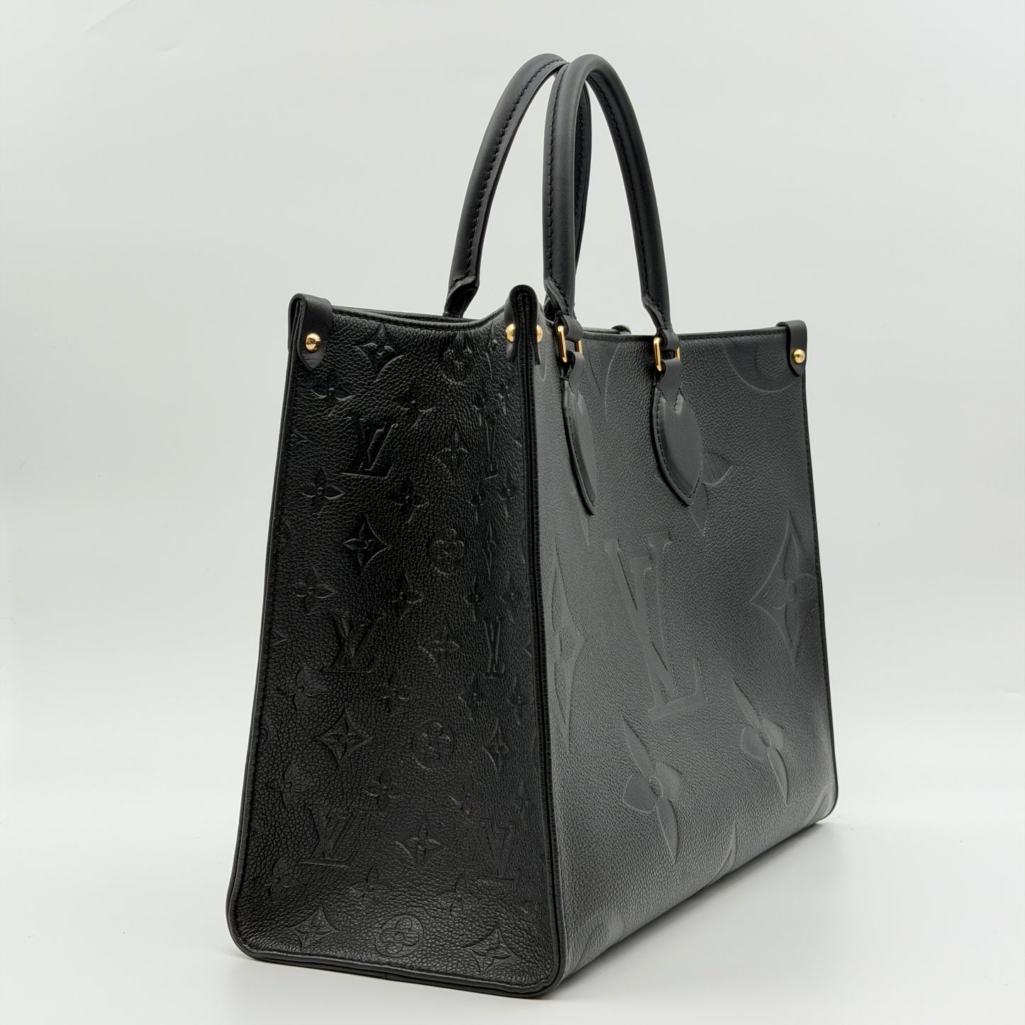 Pre-Owned Black Monogram Empreinte Leather OnTheGo PM