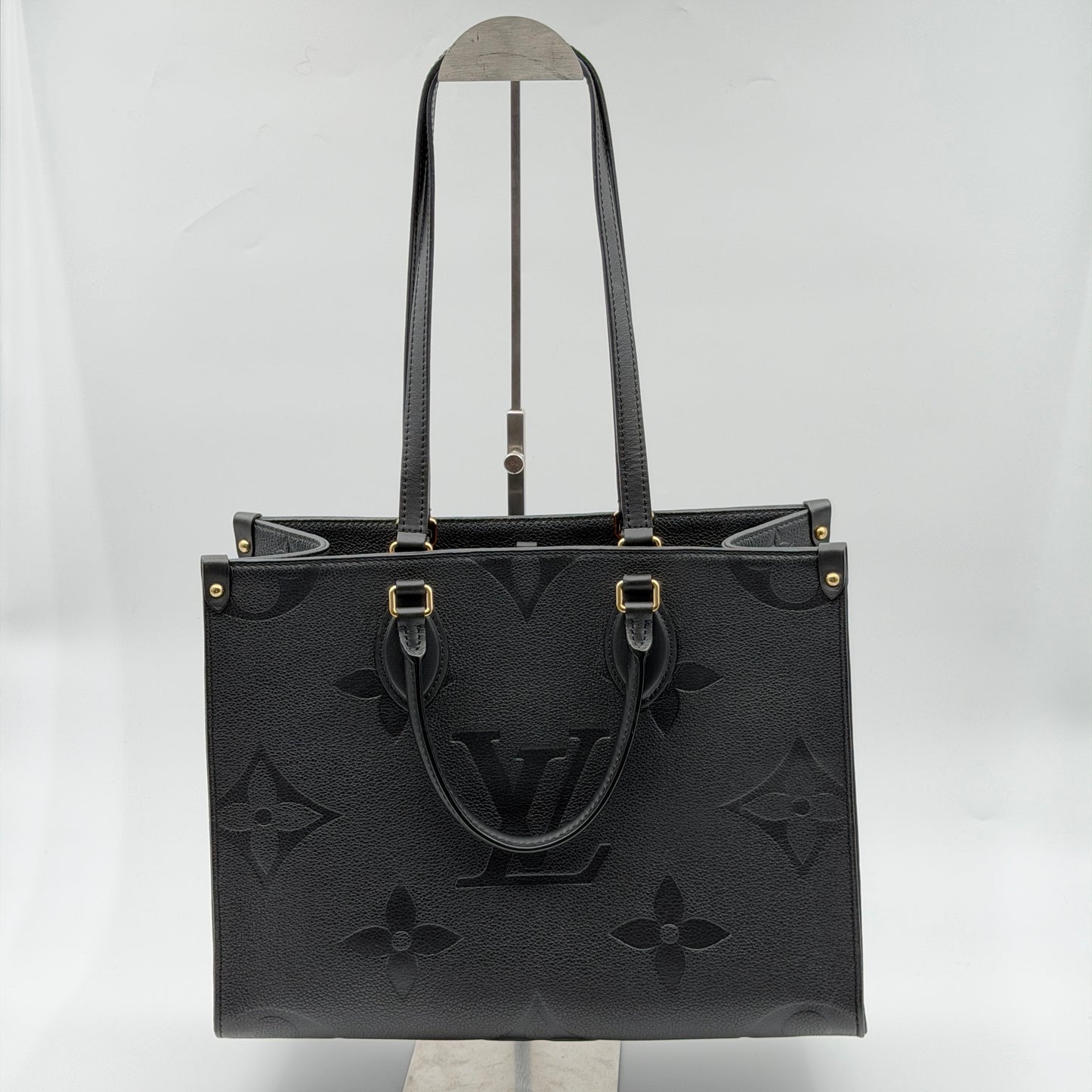 Pre-Owned Black Monogram Empreinte Leather OnTheGo PM