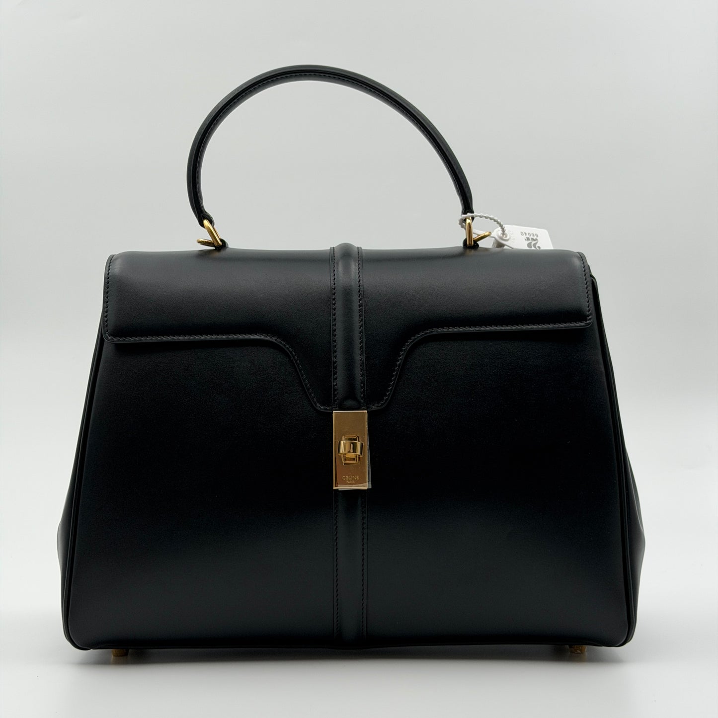 Pre-Owned Black Leather '16'