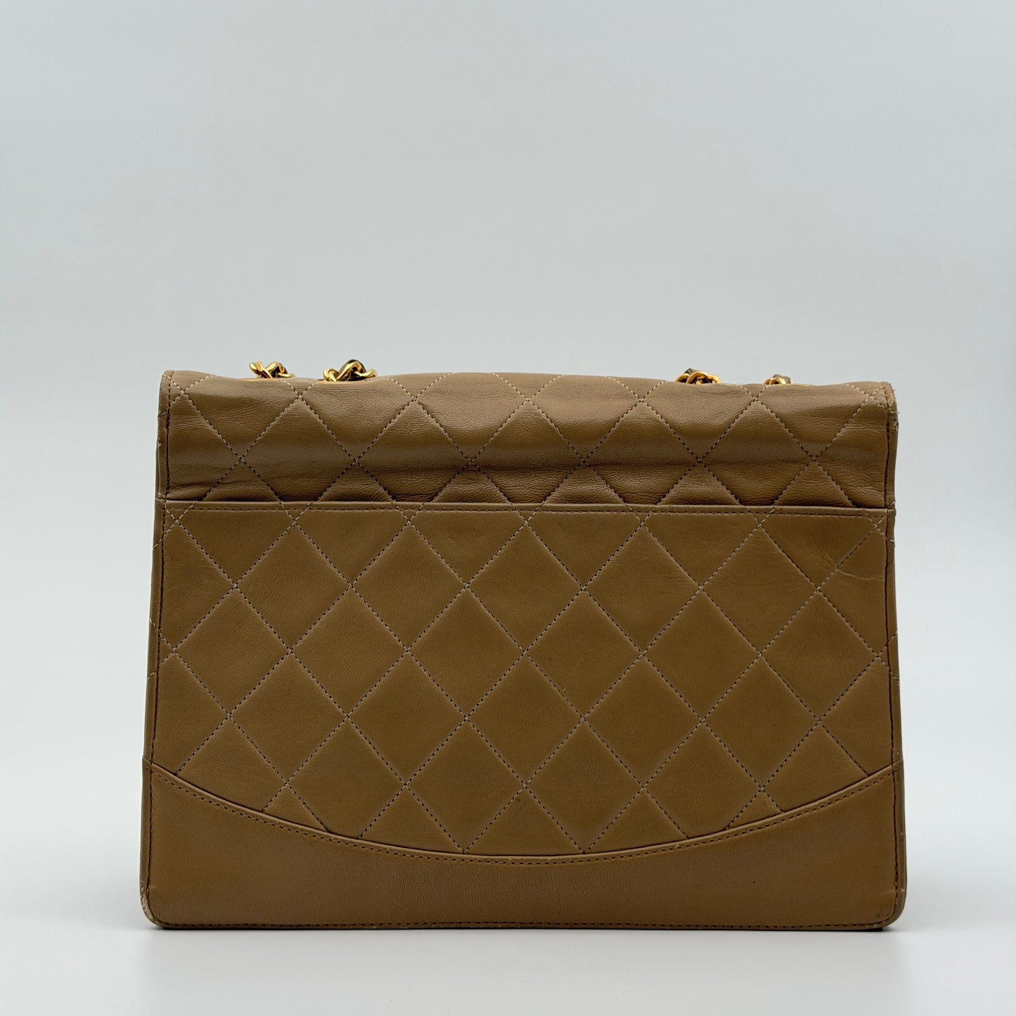 Pre-Owned Beige Lambskin Single Flap Shoulder Bag