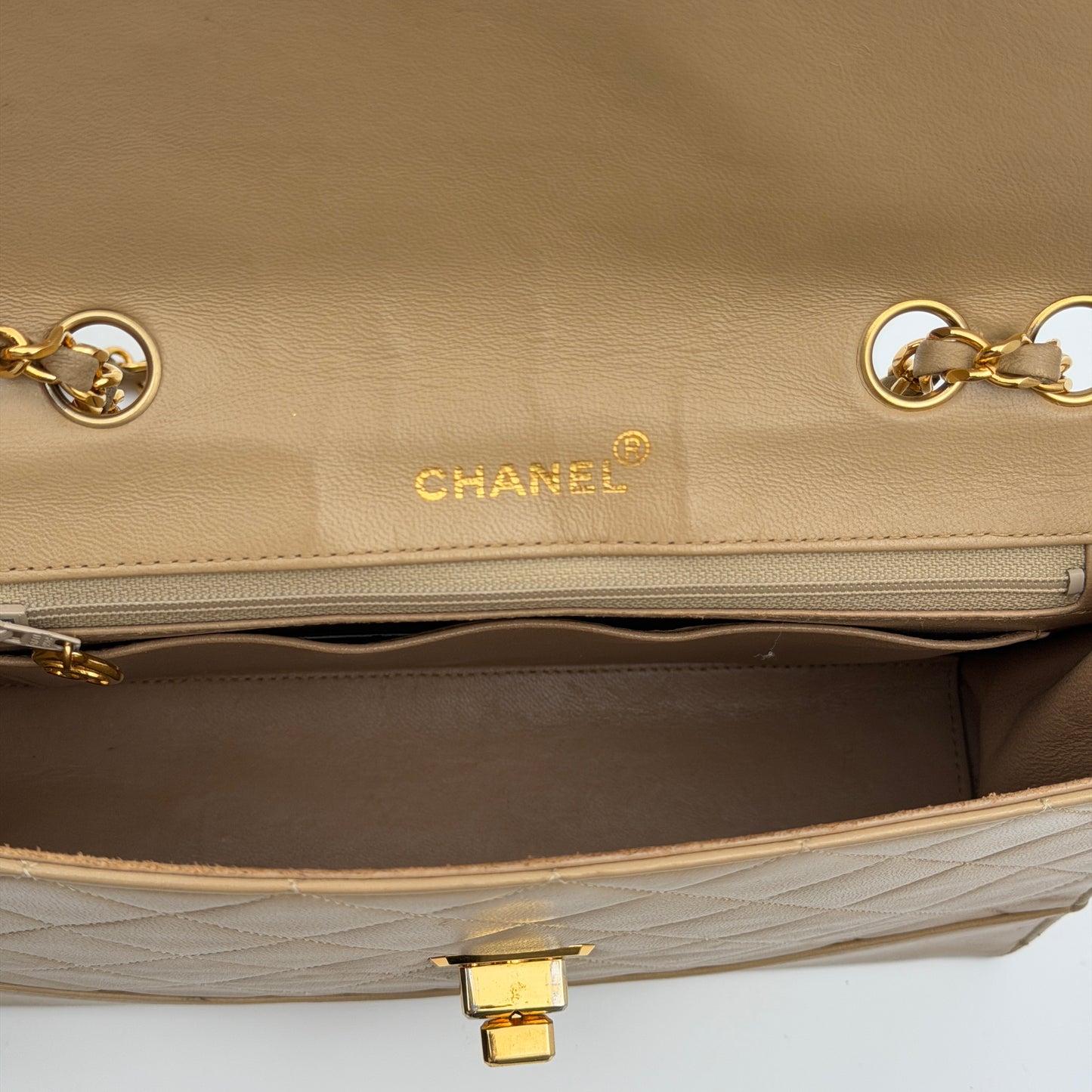 Pre-Owned Beige Lambskin Single Flap Shoulder Bag