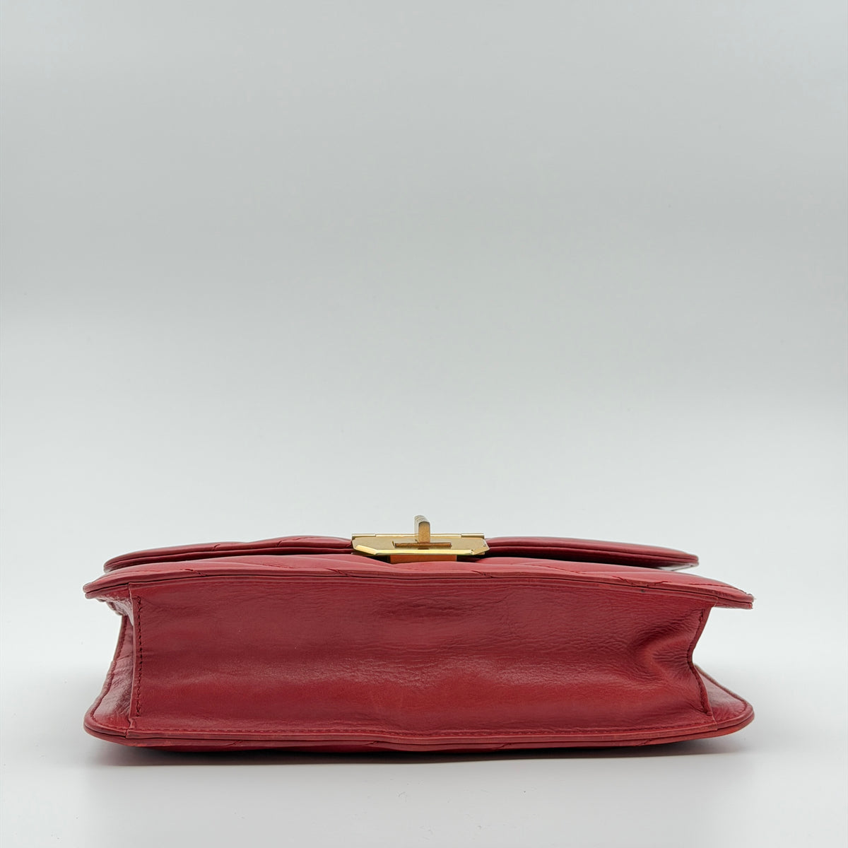 Pre-Owned Red Chevron Lambskin Single Flap Shoulder Bag