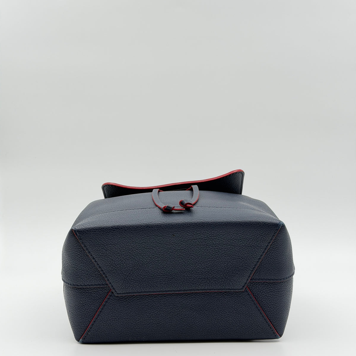 Pre-Owned Marine Rouge Leather Lockme Backpack
