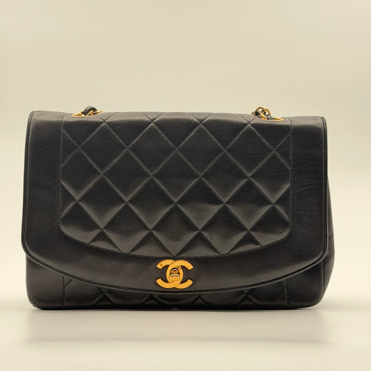 Pre-Owned Black Lambskin Medium Diana Crossbody Bag