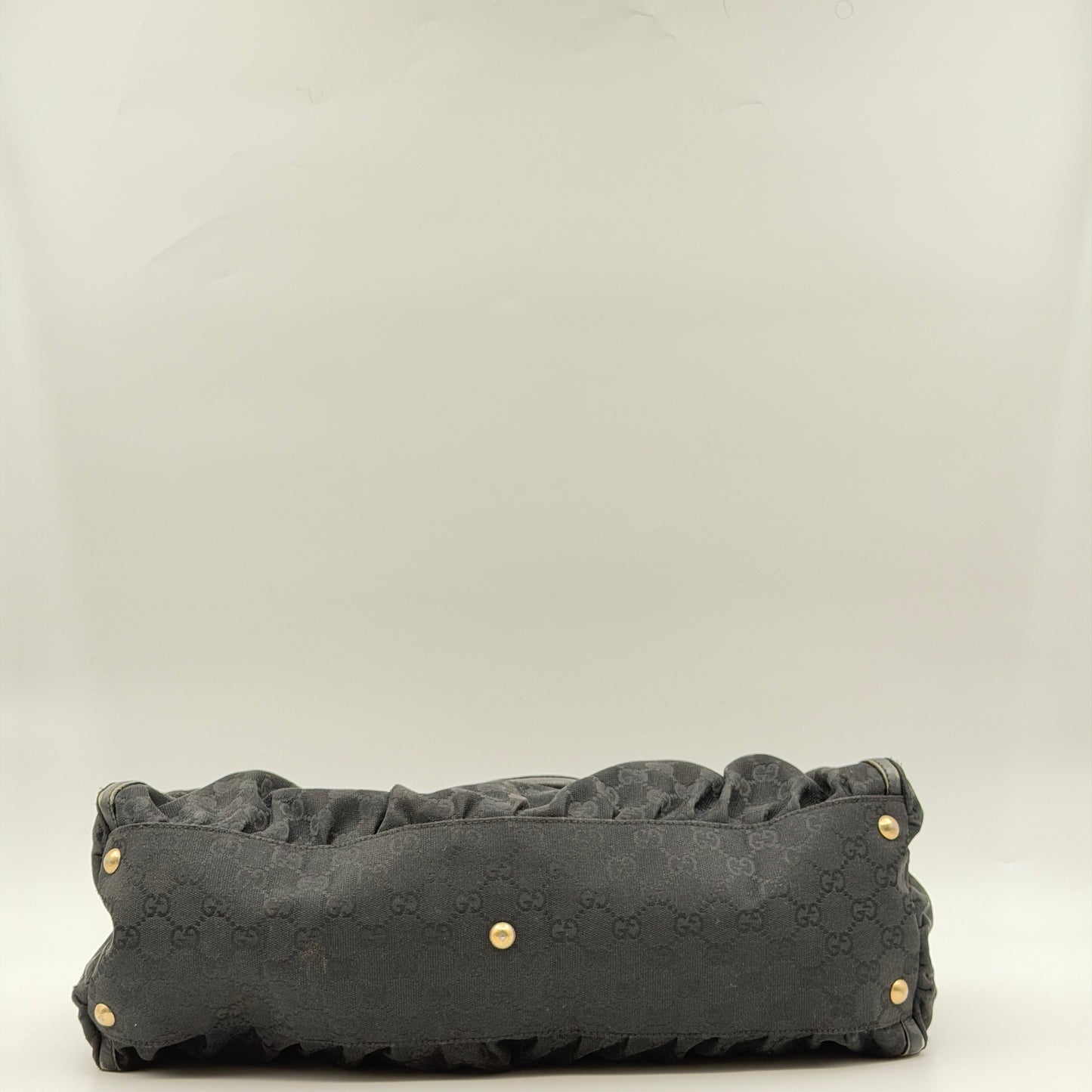 Pre-Owned Black Abbey GG Canvas Hobo Bag