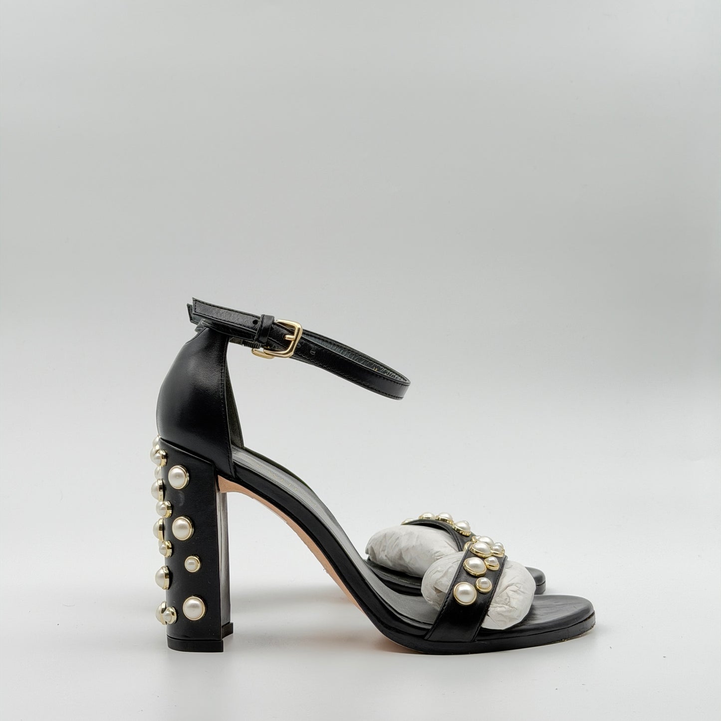 Pre-Owned Black Leather Heels (38)