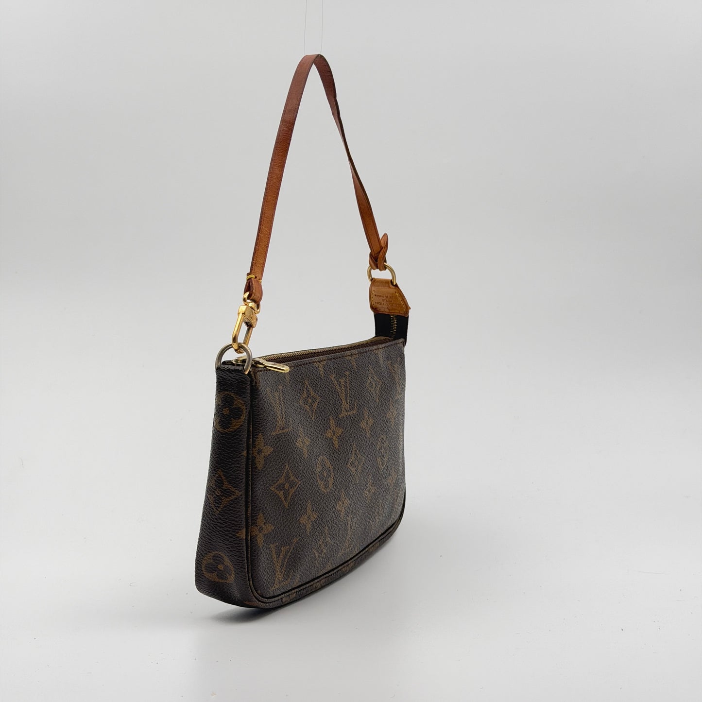 Pre-Owned LV Monogram Canvas Pochette Accessoires Bag