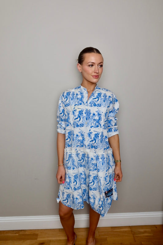 Dress (Super Rare)
